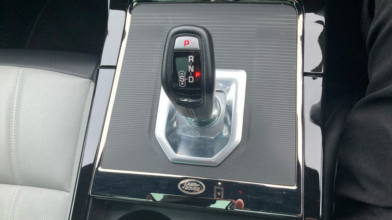 Land Rover Range Rover Evoque 2.0 D200 R-Dynamic SE 5dr Auto Diesel Hatchback